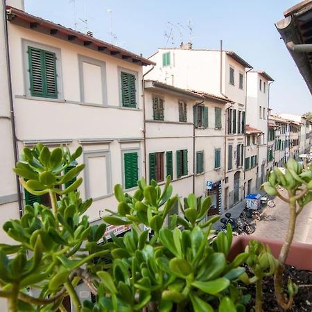 Romantic Apt In San Frediano Florence Exterior photo
