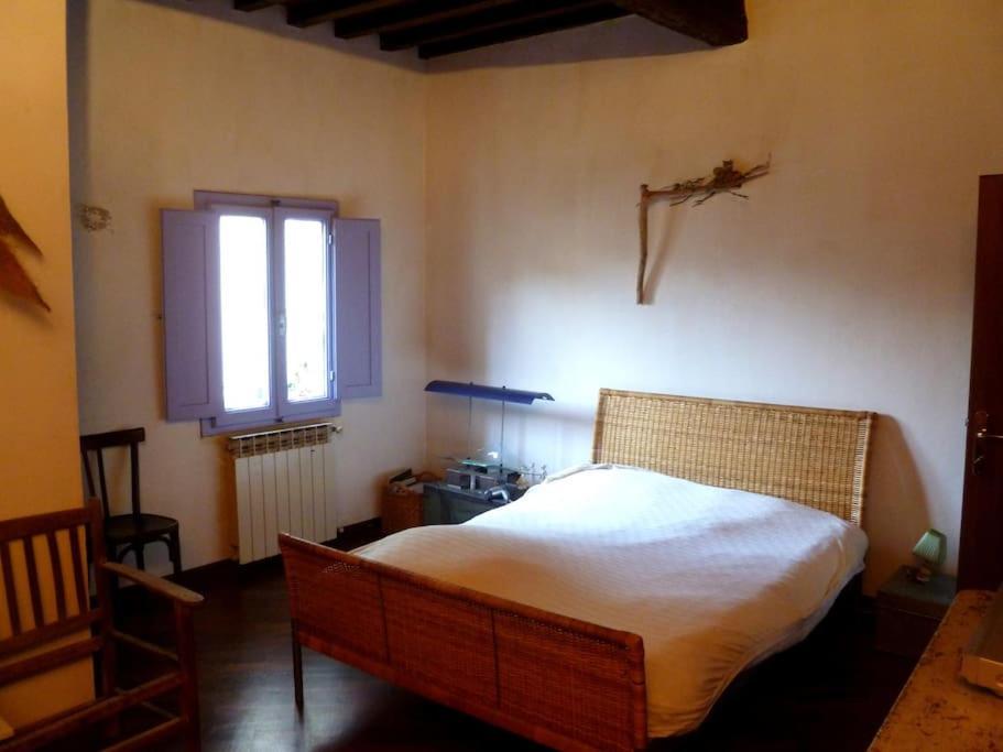Romantic Apt In San Frediano Florence Exterior photo